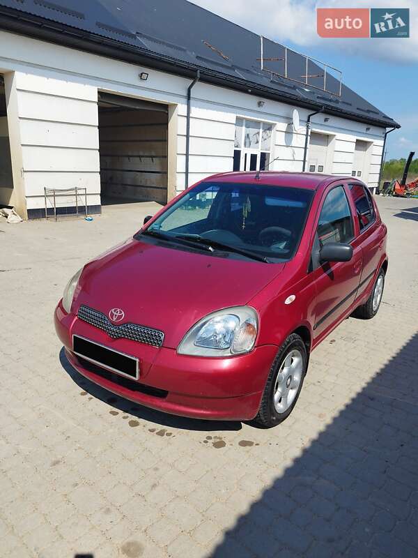 Хетчбек Toyota Yaris 2002 в Яворові