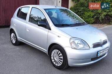 Хэтчбек Toyota Yaris 2002 в Одессе