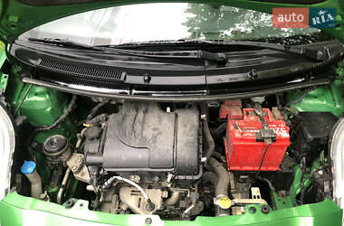 Хетчбек Toyota Yaris 2007 в 