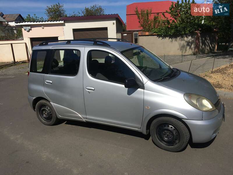 Хетчбек Toyota Yaris 1999 в Одесі