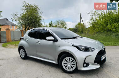 Хэтчбек Toyota Yaris 2020 в 
