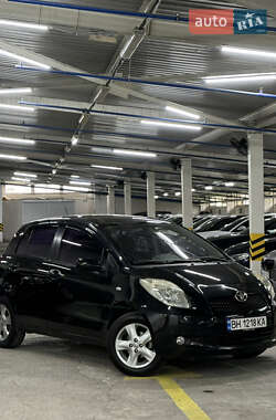 Хэтчбек Toyota Yaris 2007 в Одессе