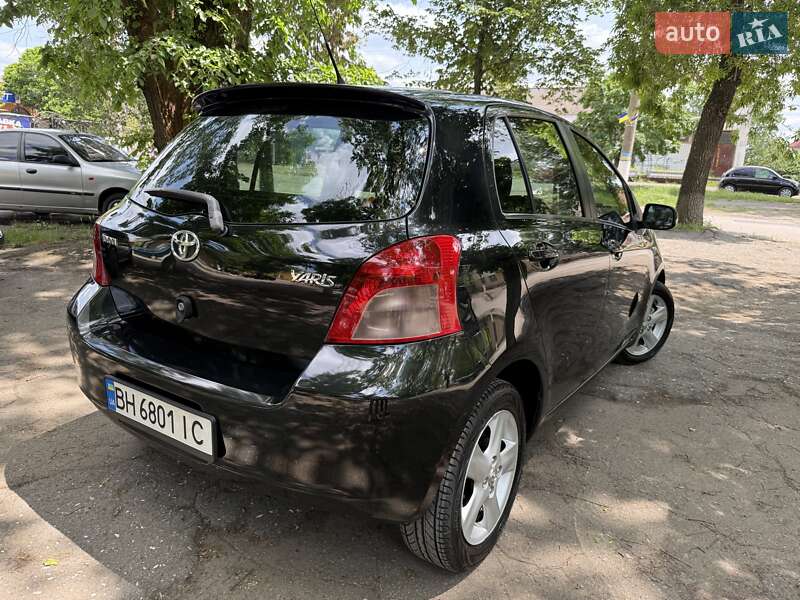 Хетчбек Toyota Yaris 2007 в Одесі
