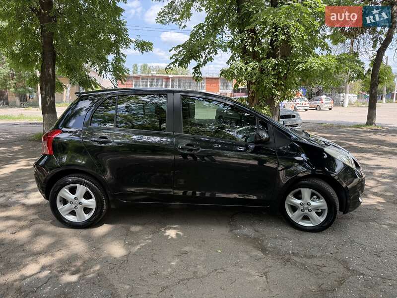 Хетчбек Toyota Yaris 2007 в Одесі