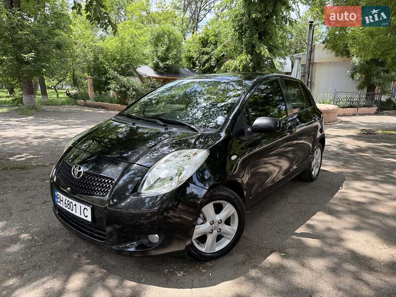 Хетчбек Toyota Yaris 2007 в Одесі