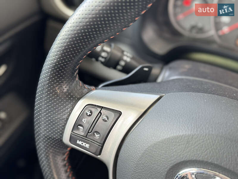 Хетчбек Toyota Yaris 2012 в Вінниці