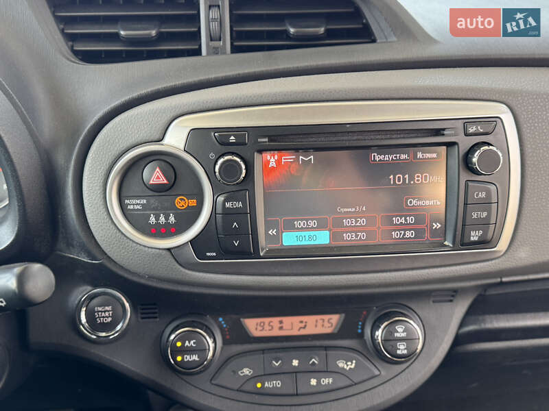 Хетчбек Toyota Yaris 2012 в Вінниці