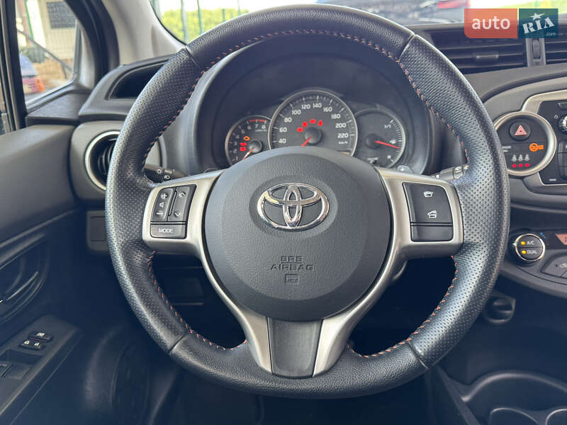 Хетчбек Toyota Yaris 2012 в Вінниці