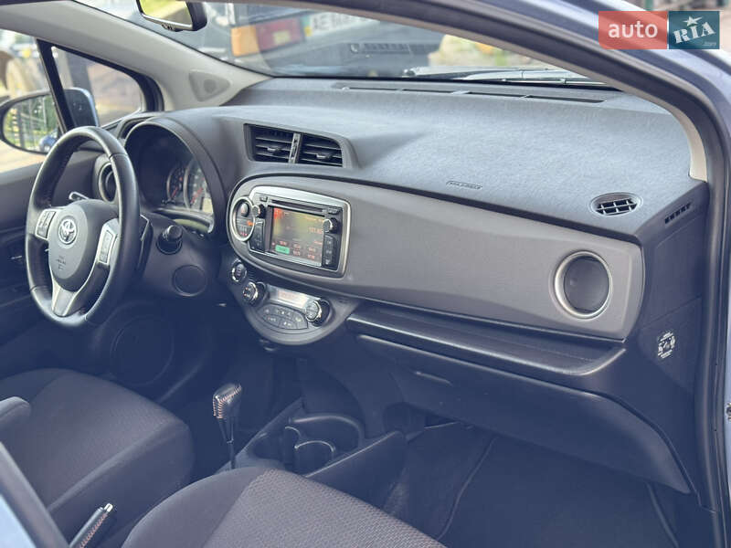 Хетчбек Toyota Yaris 2012 в Вінниці