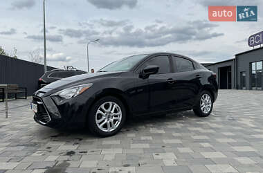 Седан Toyota Yaris 2017 в Полтаве