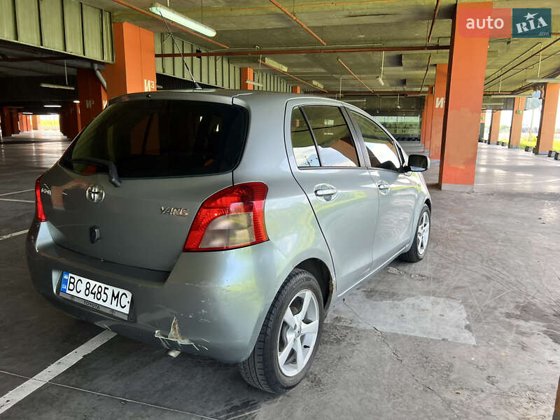 Хетчбек Toyota Yaris 2007 в Львові