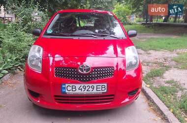 Хетчбек Toyota Yaris 2006 в Прилуках