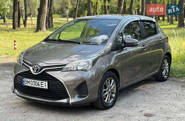 Хэтчбек Toyota Yaris 2015 в Запорожье
