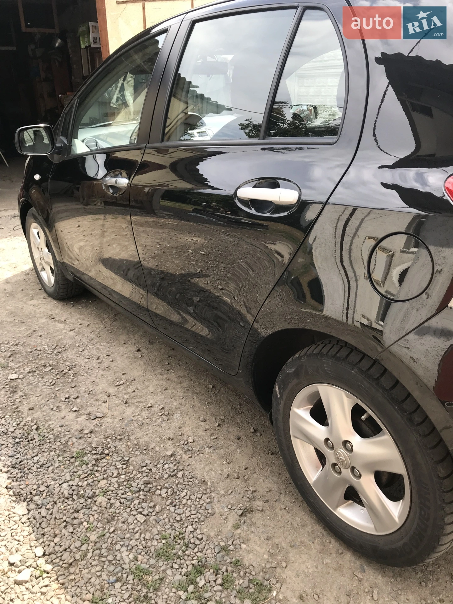 2011 Toyota Yaris - мініатюра 7
