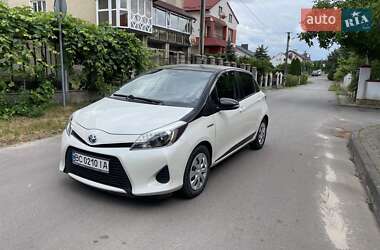 Хэтчбек Toyota Yaris 2014 в Львове