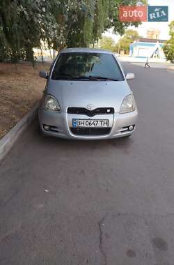 Хэтчбек Toyota Yaris 2001 в Измаиле