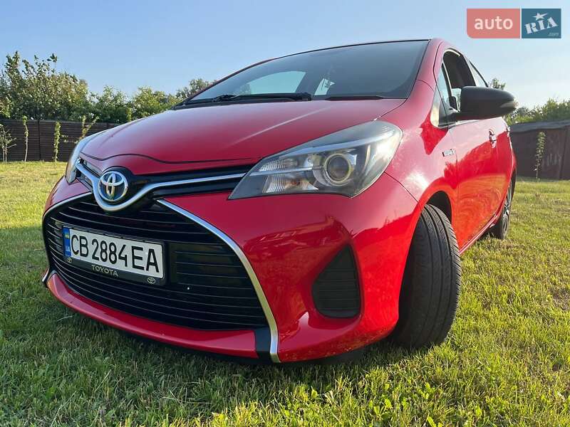 Toyota Yaris 2015