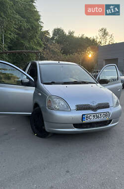 Хэтчбек Toyota Yaris 2002 в Киеве