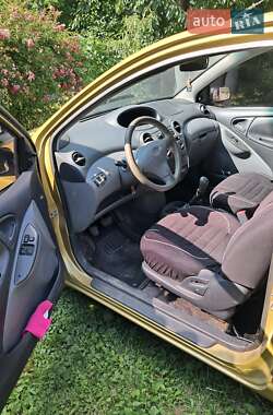 Хэтчбек Toyota Yaris 1999 в Здолбунове