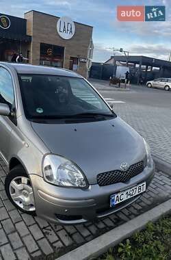 Хэтчбек Toyota Yaris 2004 в Луцке