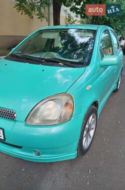 Хэтчбек Toyota Yaris 2000 в Белгороде-Днестровском