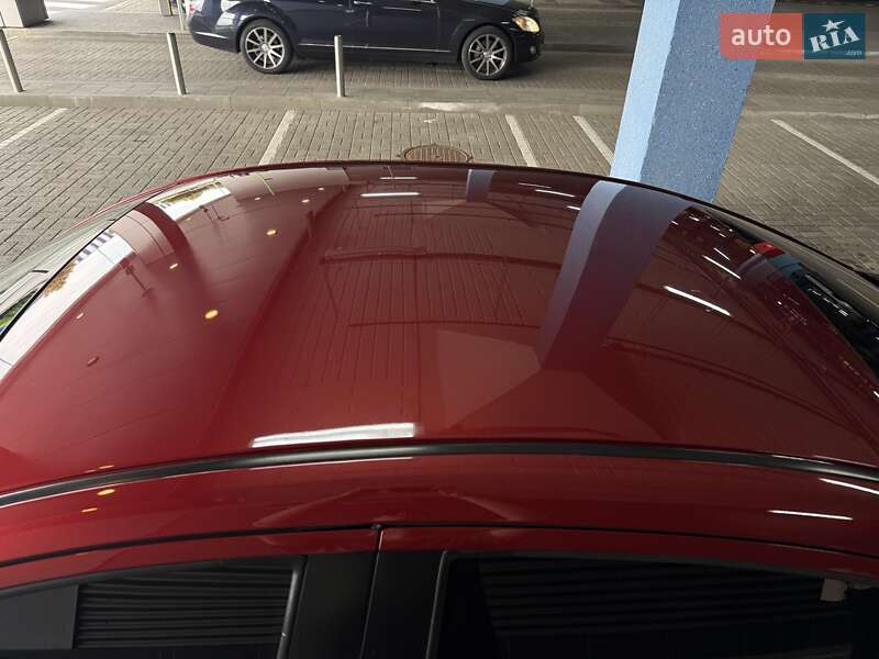 Седан Toyota Yaris 2016 в Киеве