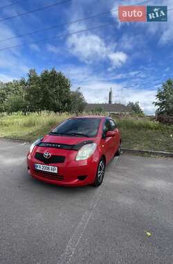 Хэтчбек Toyota Yaris 2008 в Вышгороде