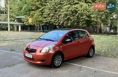 Хетчбек Toyota Yaris 2006 в Одесі
