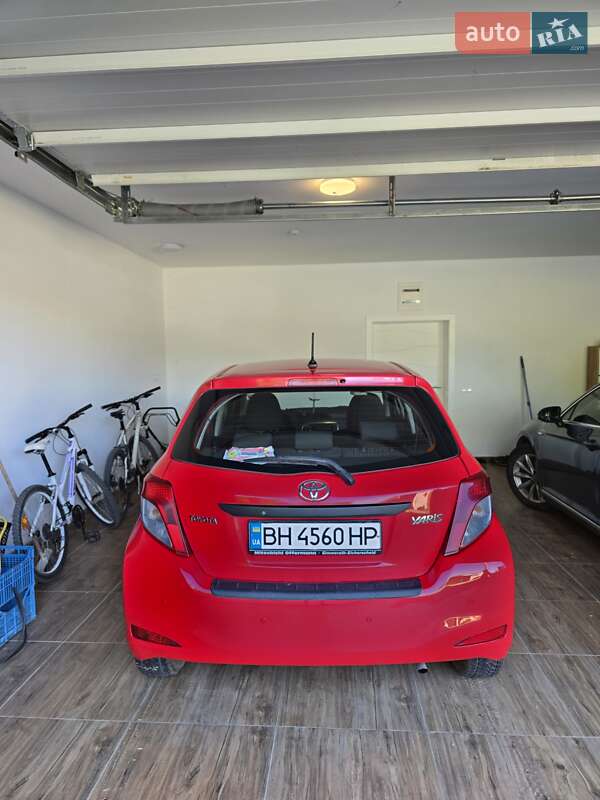 Хетчбек Toyota Yaris 2012 в Одесі