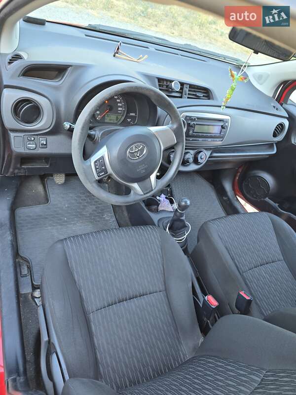 Хетчбек Toyota Yaris 2012 в Одесі