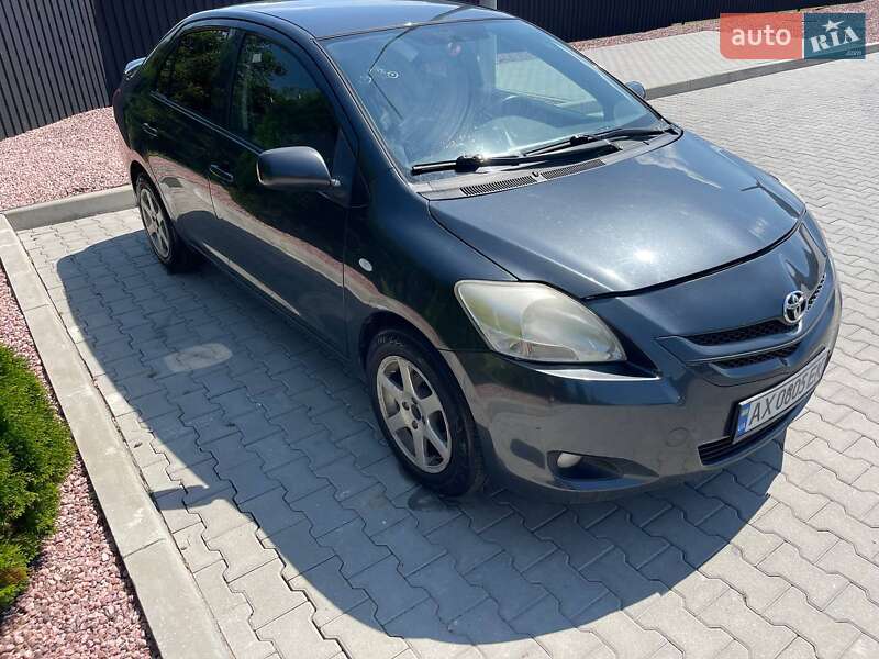 Toyota Yaris 2007