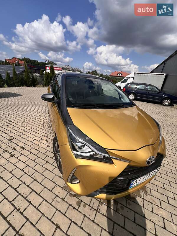 Хэтчбек Toyota Yaris 2019 в Киеве