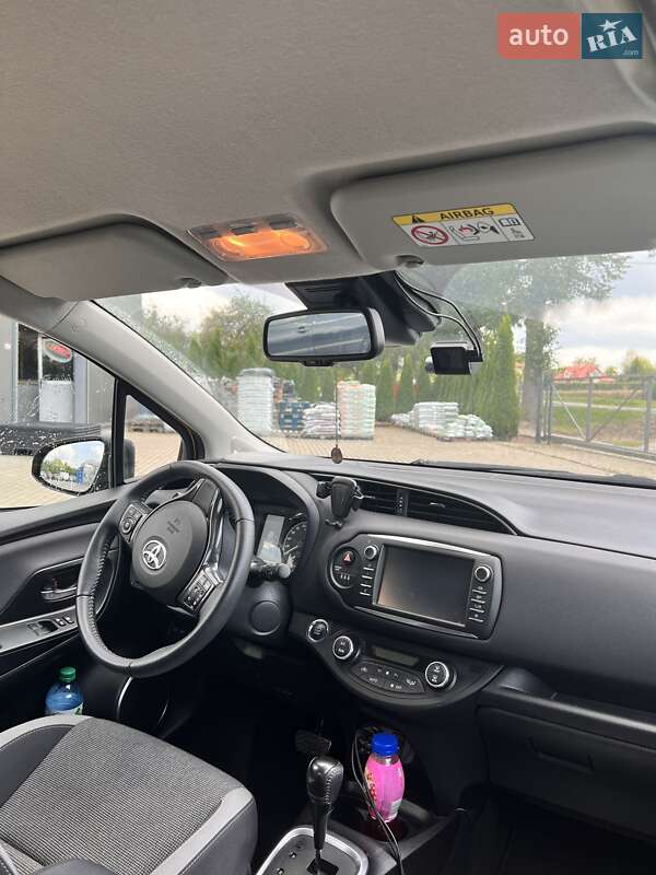 Хэтчбек Toyota Yaris 2019 в Киеве