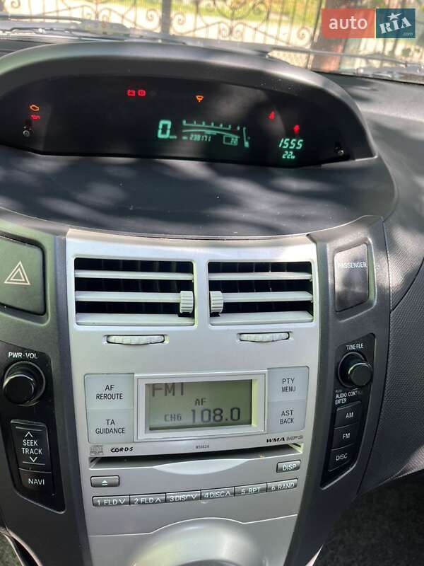 Хэтчбек Toyota Yaris 2006 в Стрые