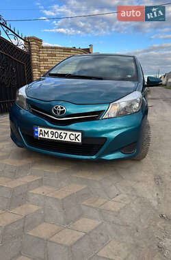 Хэтчбек Toyota Yaris 2012 в Житомире