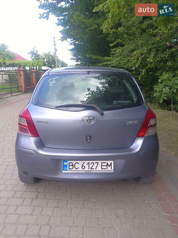Хэтчбек Toyota Yaris 2010 в Львове