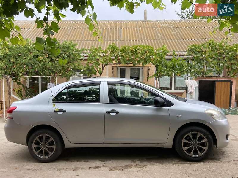 Седан Toyota Yaris 2006 в Измаиле фото 5 Седан Toyota Yaris 2006 в Измаиле