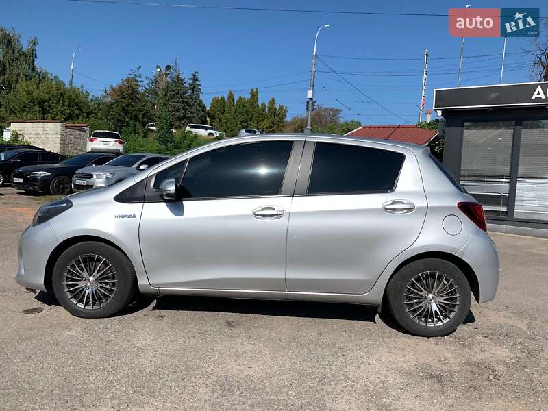 Хэтчбек Toyota Yaris 2014 в Виннице фото 8 Хэтчбек Toyota Yaris 2014 в Виннице
