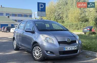 Хетчбек Toyota Yaris 2010 в Львові