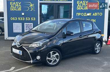 Хетчбек Toyota Yaris 2015 в Києві