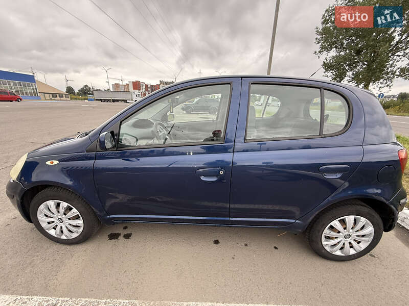 Хетчбек Toyota Yaris 2004 в Луцьку