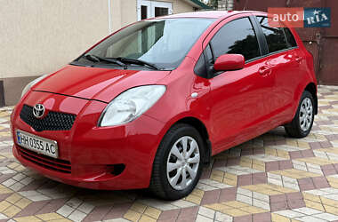 Хэтчбек Toyota Yaris 2008 в Одессе