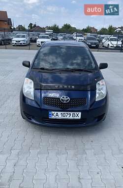 Хэтчбек Toyota Yaris 2008 в Киеве