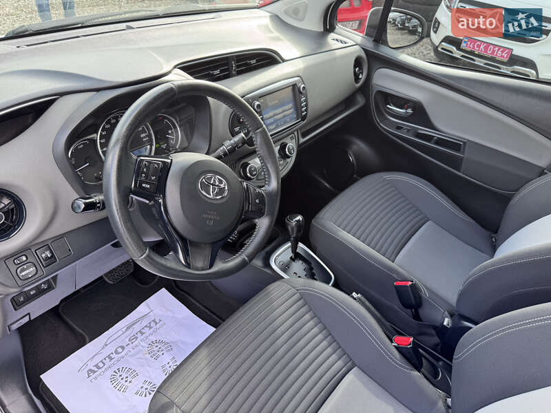 Хетчбек Toyota Yaris 2018 в Івано-Франківську