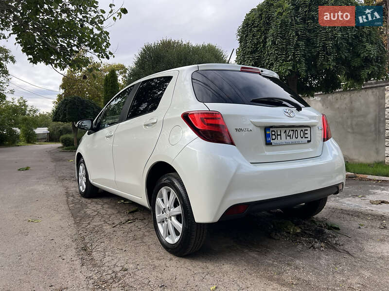 Хетчбек Toyota Yaris 2016 в Одесі