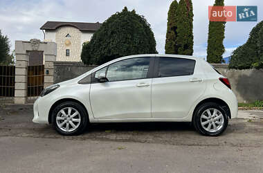 Хэтчбек Toyota Yaris 2016 в Одессе