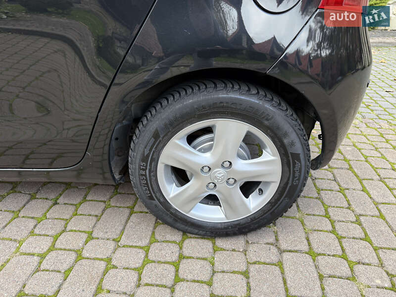 Хэтчбек Toyota Yaris 2006 в Львове