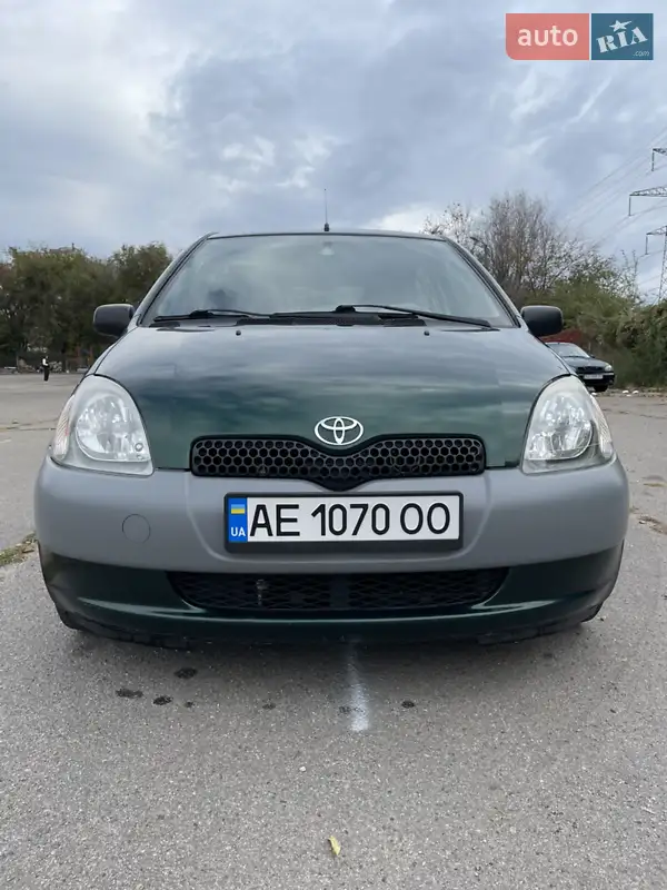 Toyota Yaris 1999