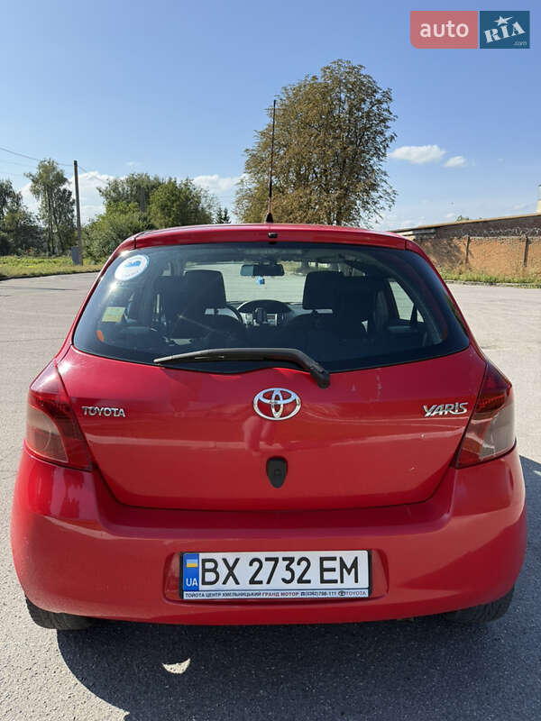 Хэтчбек Toyota Yaris 2006 в Киеве фото 5 Хэтчбек Toyota Yaris 2006 в Киеве