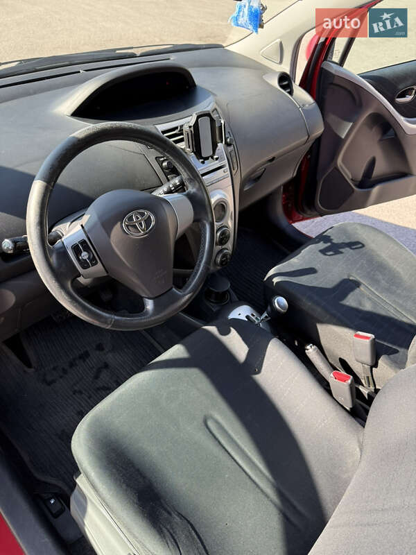 Хэтчбек Toyota Yaris 2006 в Киеве фото 10 Хэтчбек Toyota Yaris 2006 в Киеве